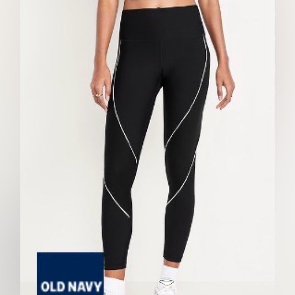 Old Navy Pants - Old Navy High-Waisted PowerSoft Rib Mix 7/8 Leggings
